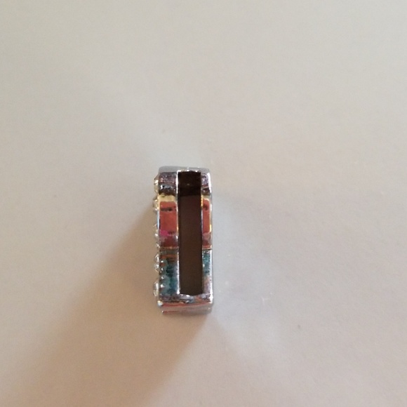 Initial R necklace pendant - Picture 2 of 4